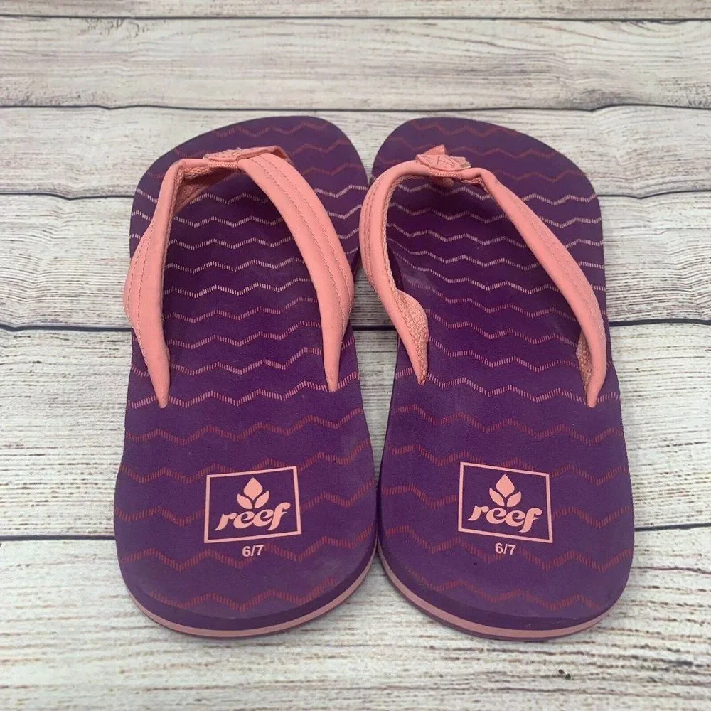 Reef Toddler Little Ahi sandals flip flops Pink Purple - Size 6/7